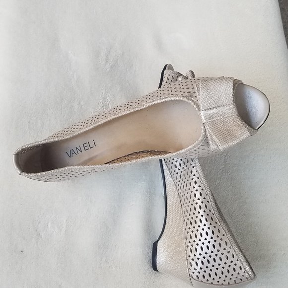 NWOT Vaneli Brinly Dress Shoe - Size 8.5M - Picture 7 of 7